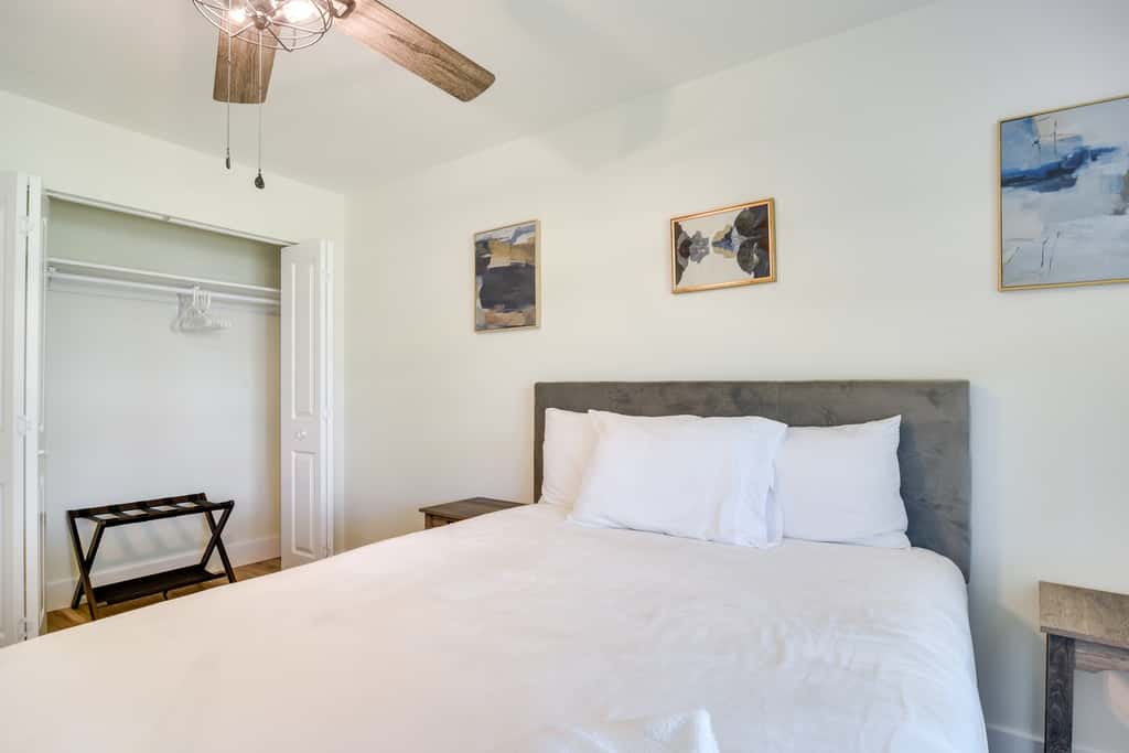Idyllic Tampa Home w/ Private Pool: 11 Mi to Beach
