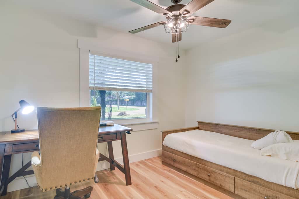 Idyllic Tampa Home w/ Private Pool: 11 Mi to Beach