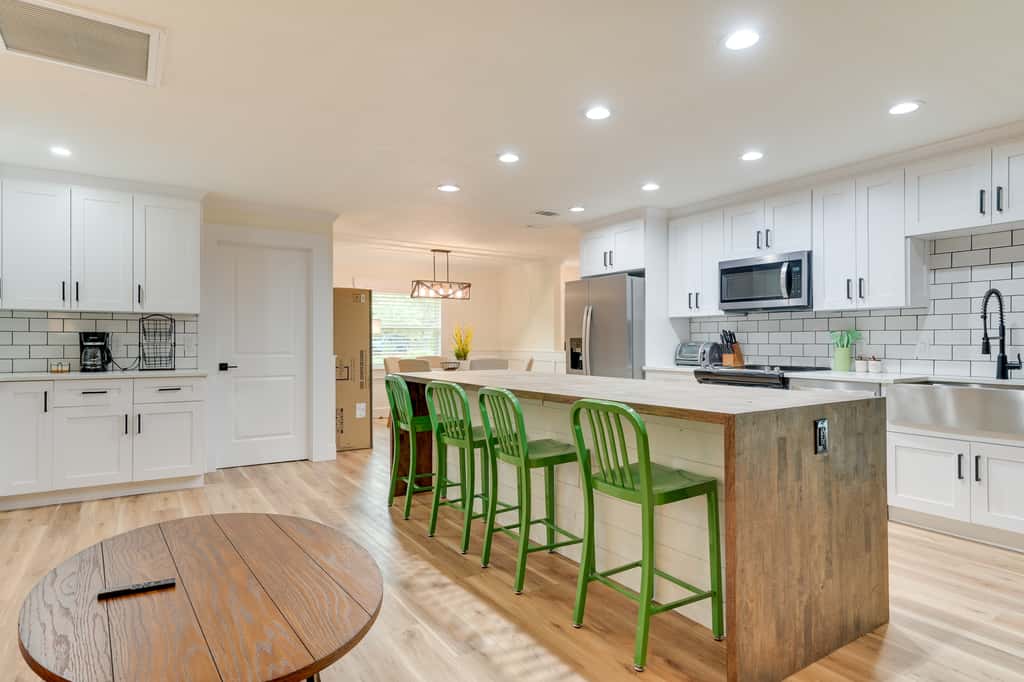 Idyllic Tampa Home w/ Private Pool: 11 Mi to Beach