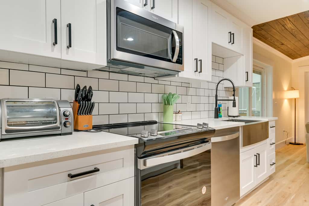 Idyllic Tampa Home w/ Private Pool: 11 Mi to Beach