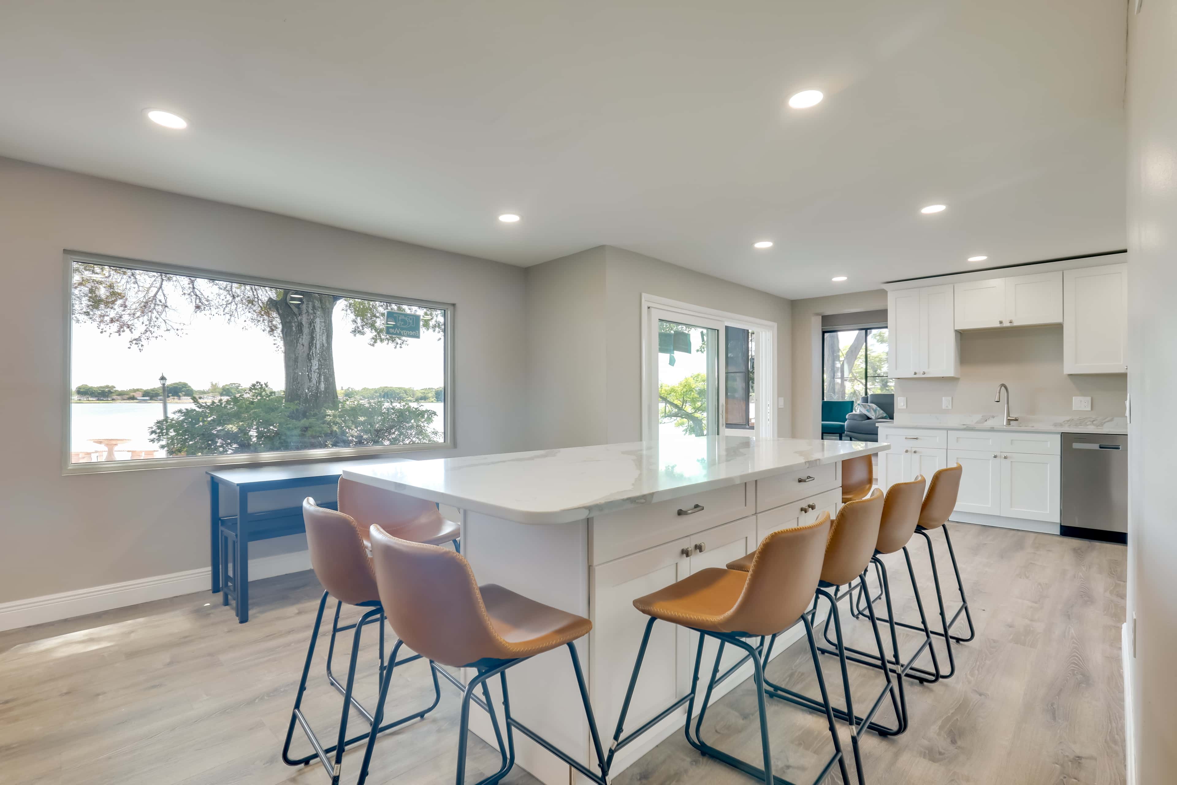 16 Mi to Manatee Viewing! Spacious Tampa Retreat