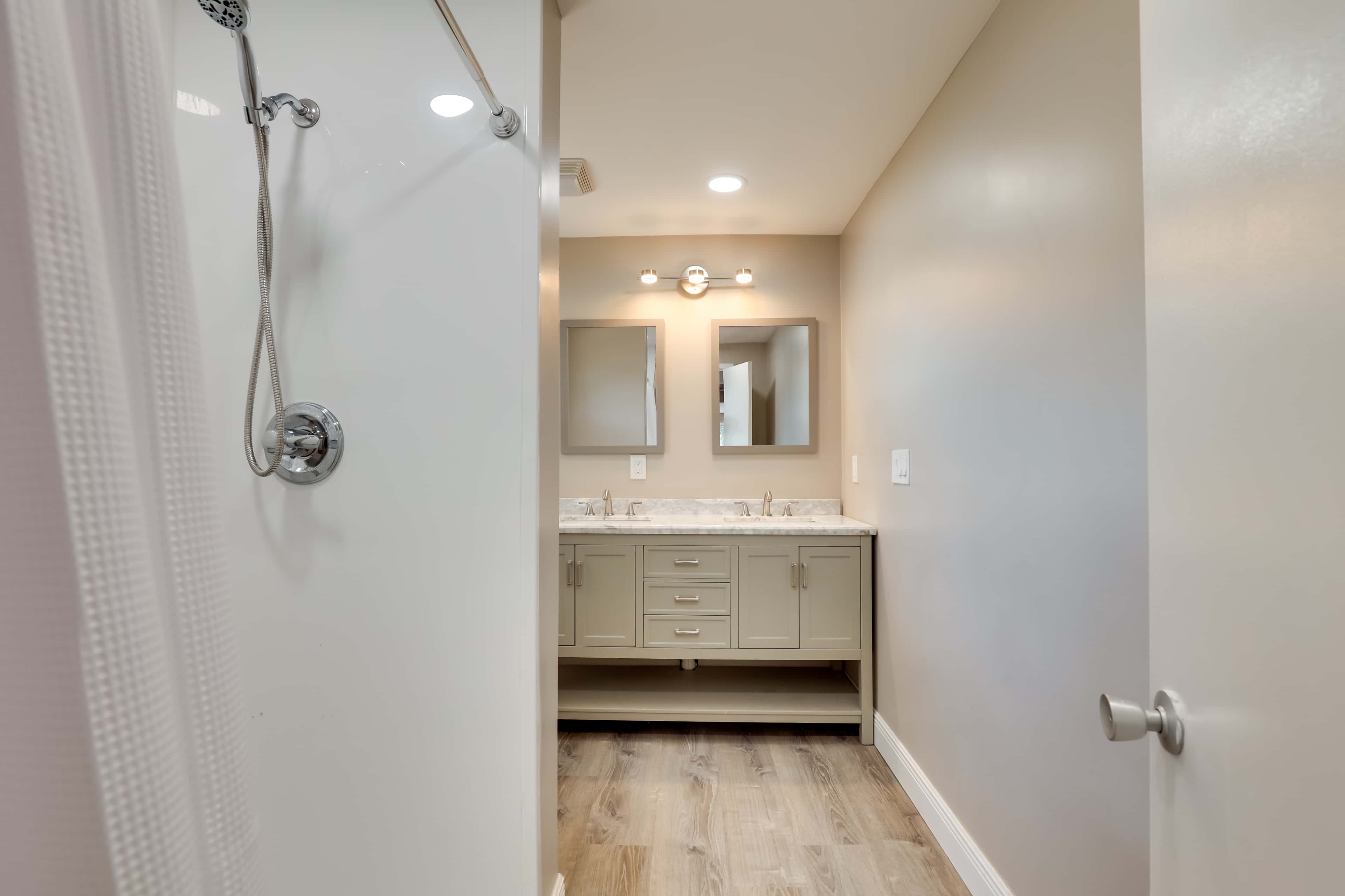 16 Mi to Manatee Viewing! Spacious Tampa Retreat