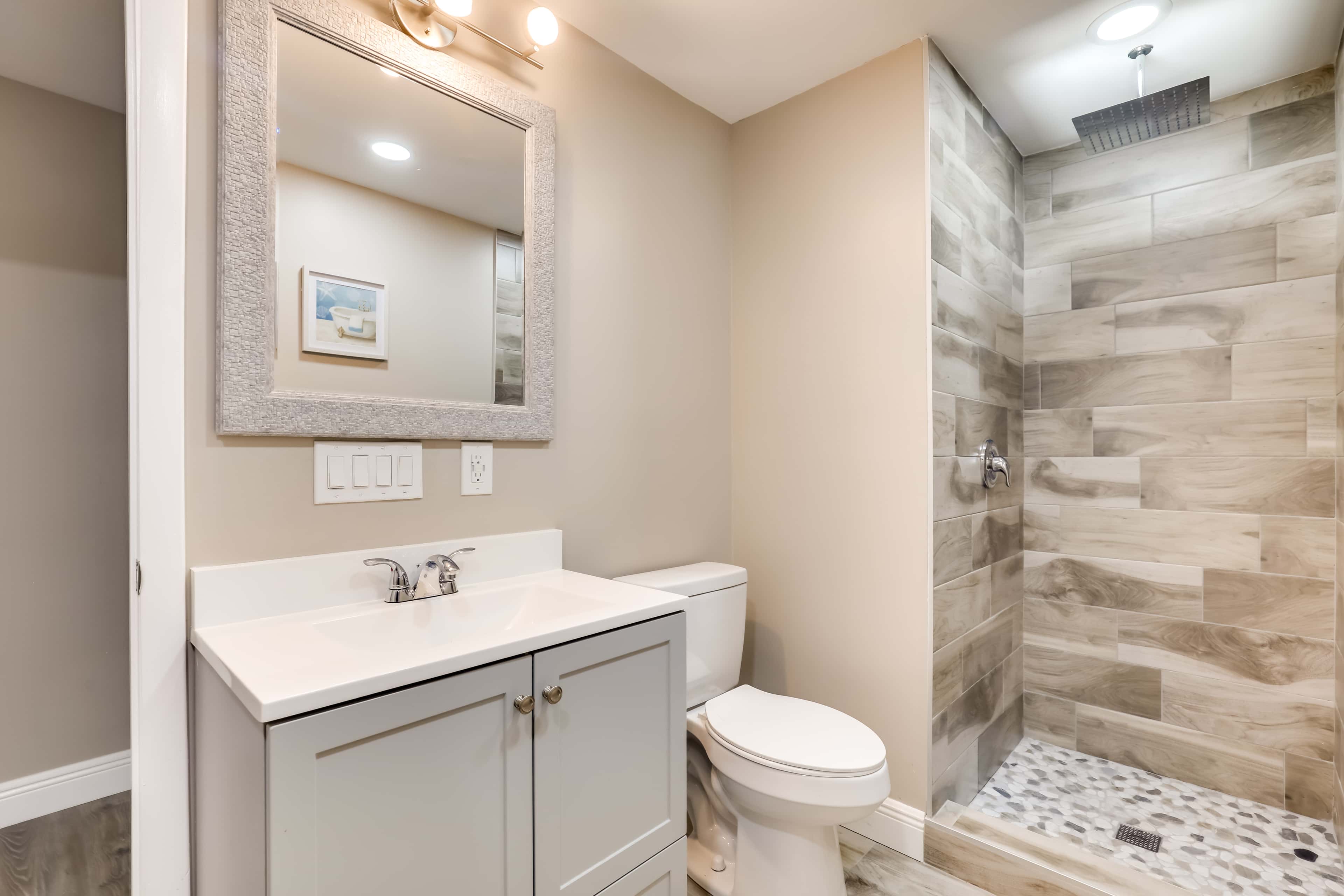16 Mi to Manatee Viewing! Spacious Tampa Retreat