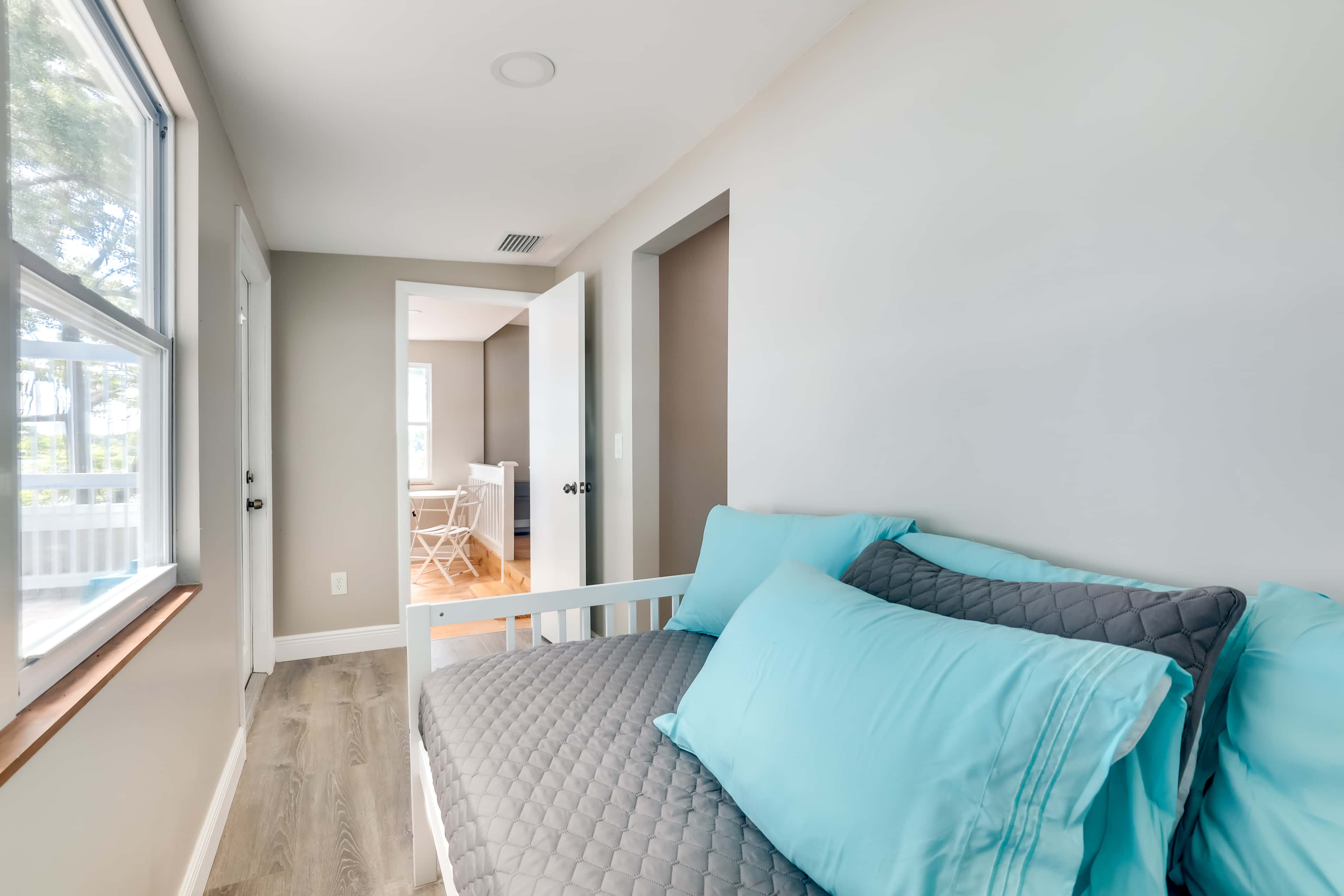 16 Mi to Manatee Viewing! Spacious Tampa Retreat