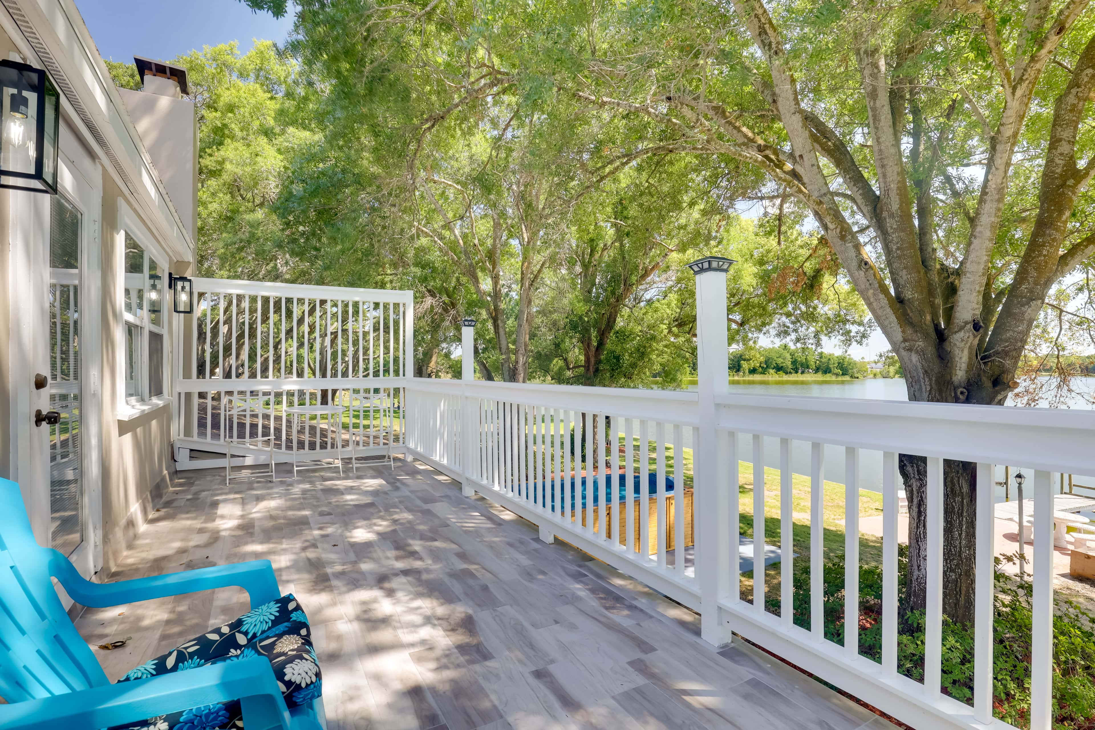 16 Mi to Manatee Viewing! Spacious Tampa Retreat
