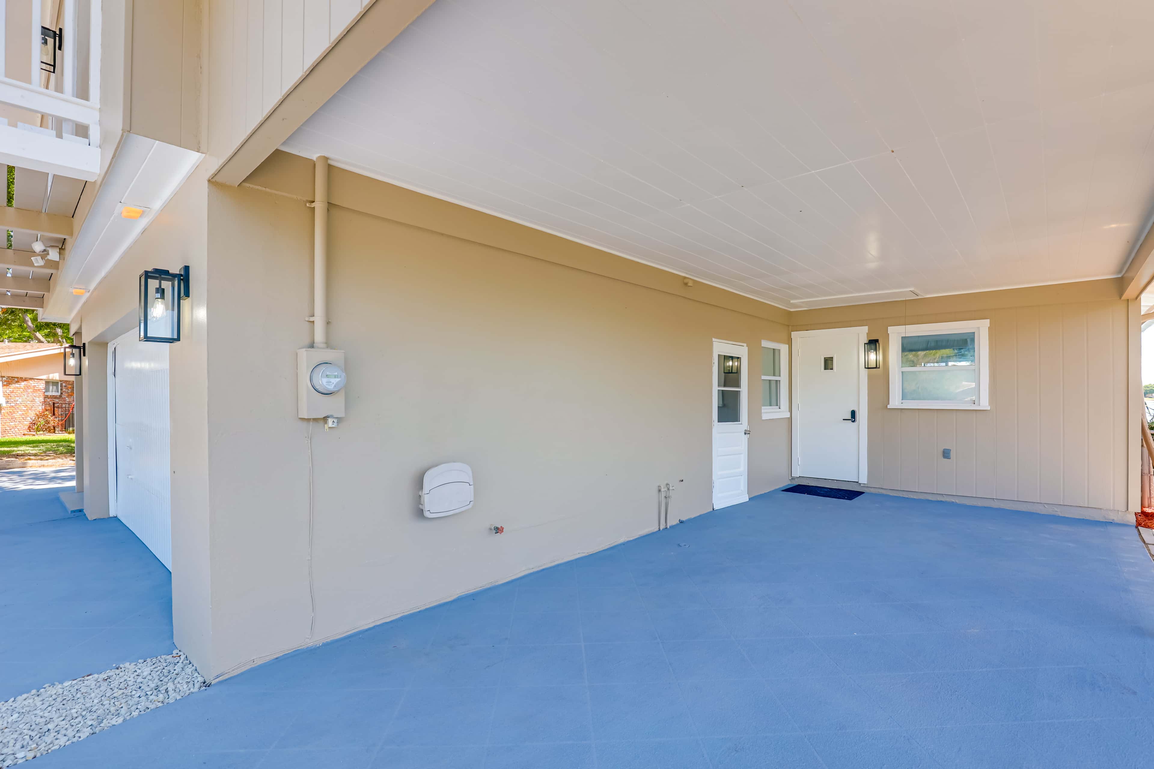 16 Mi to Manatee Viewing! Spacious Tampa Retreat