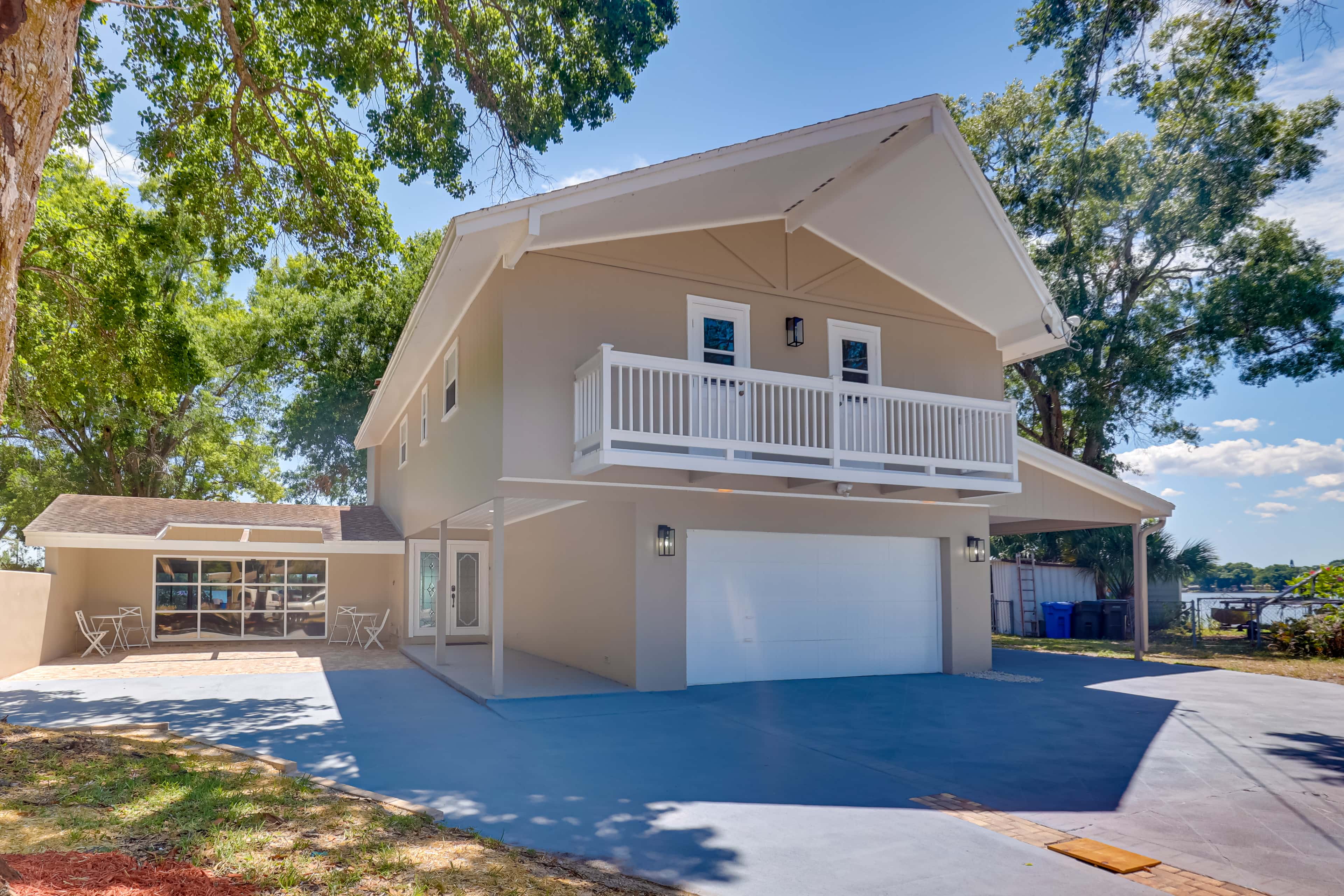 16 Mi to Manatee Viewing! Spacious Tampa Retreat