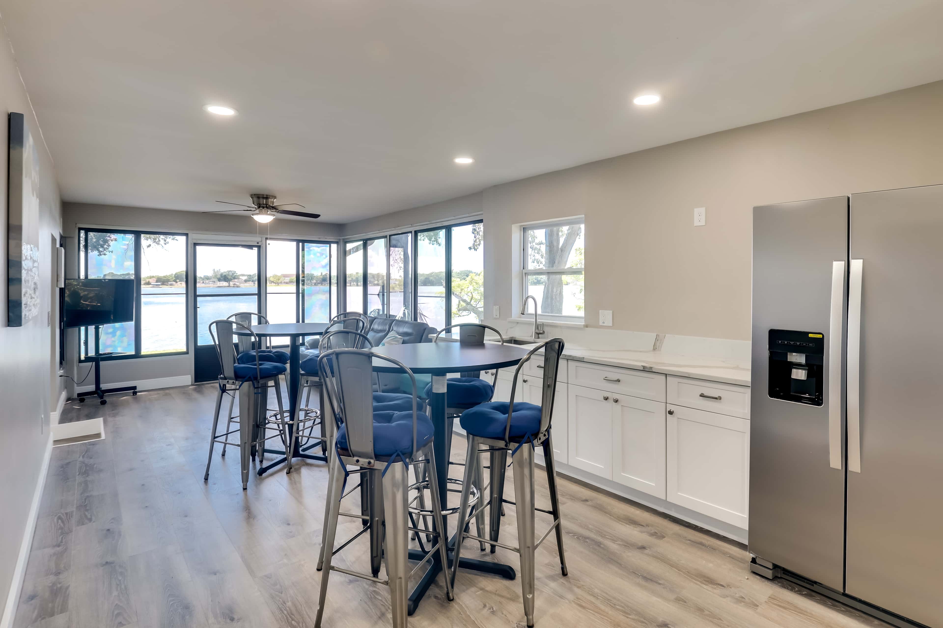 16 Mi to Manatee Viewing! Spacious Tampa Retreat