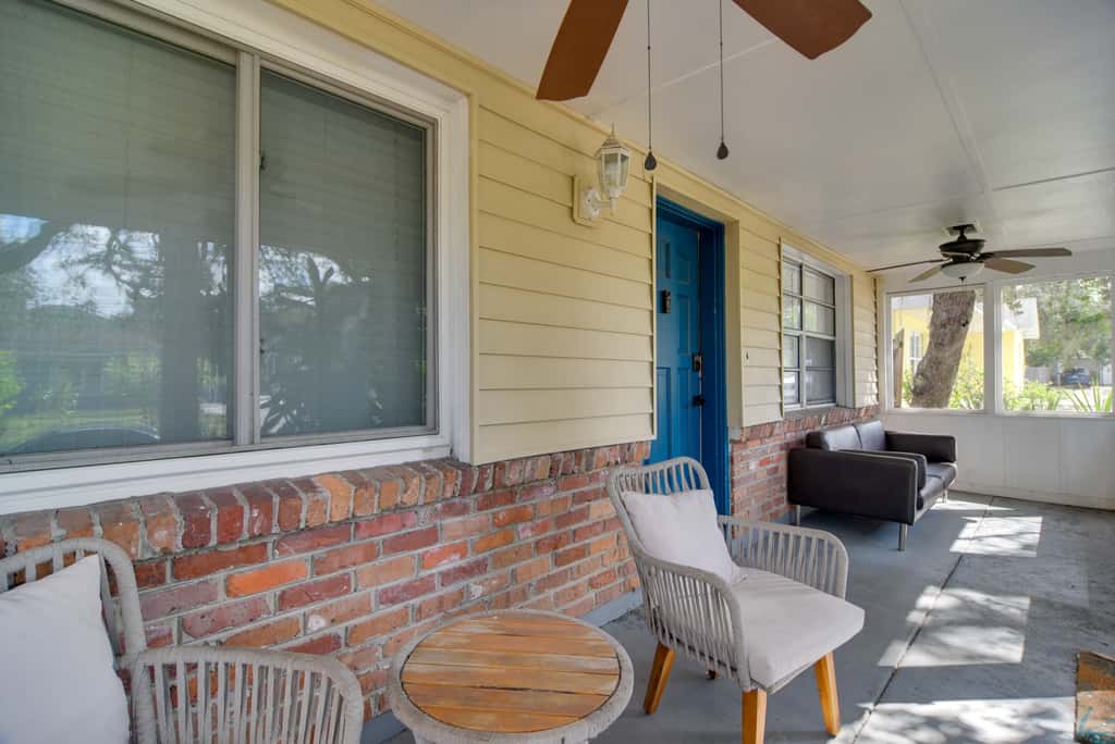 4 Mi to Dtwn: Pet-Friendly Tampa Retreat