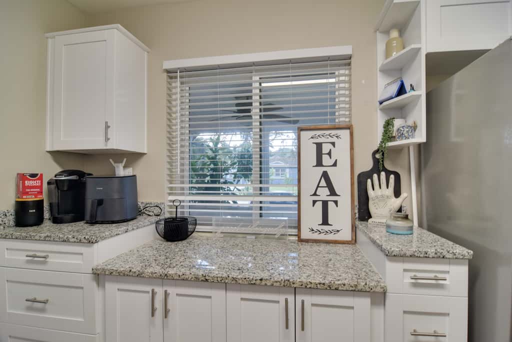 4 Mi to Dtwn: Pet-Friendly Tampa Retreat