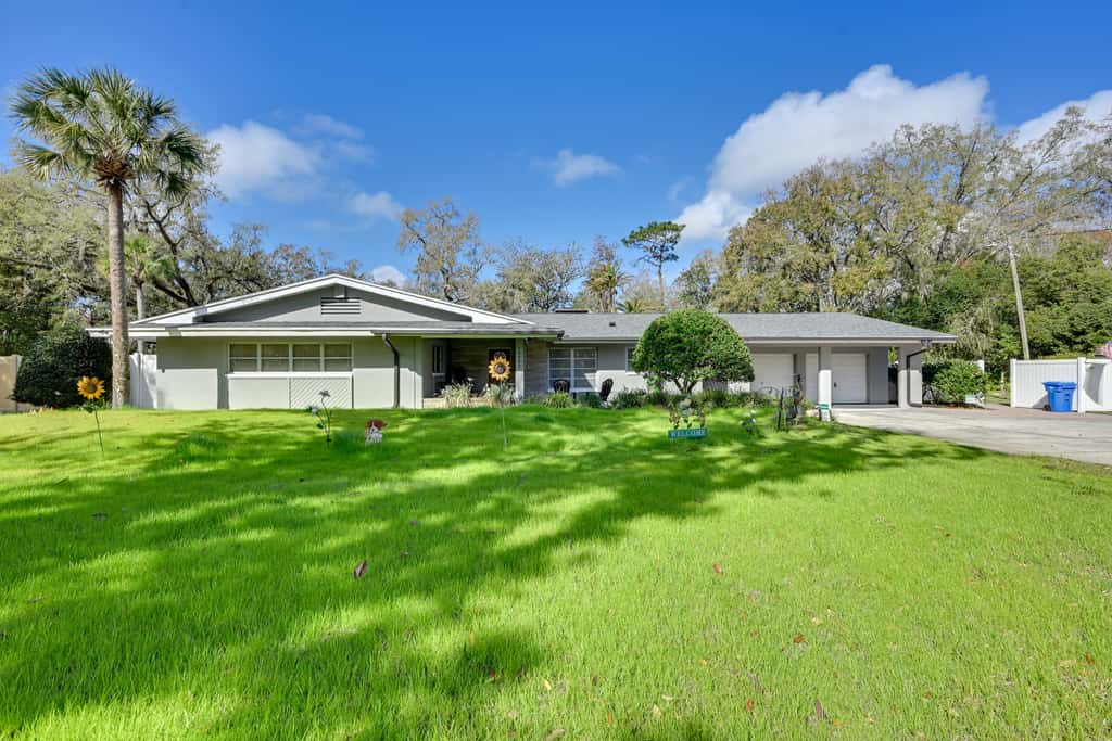 7 Mi to Busch Gardens! Family & Pet-Friendly Home