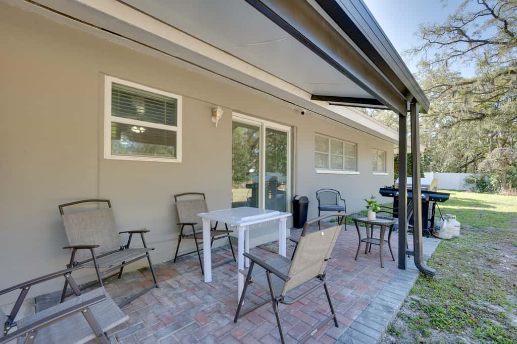 7 Mi to Busch Gardens! Family & Pet-Friendly Home