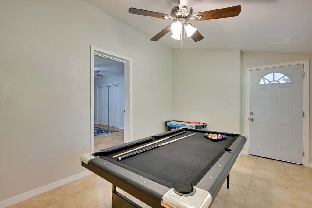 7 Mi to Busch Gardens! Family & Pet-Friendly Home