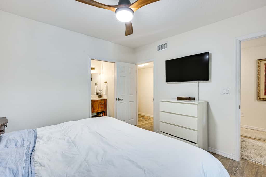 Tampa North Aero Park Townhome: Near Downtown!