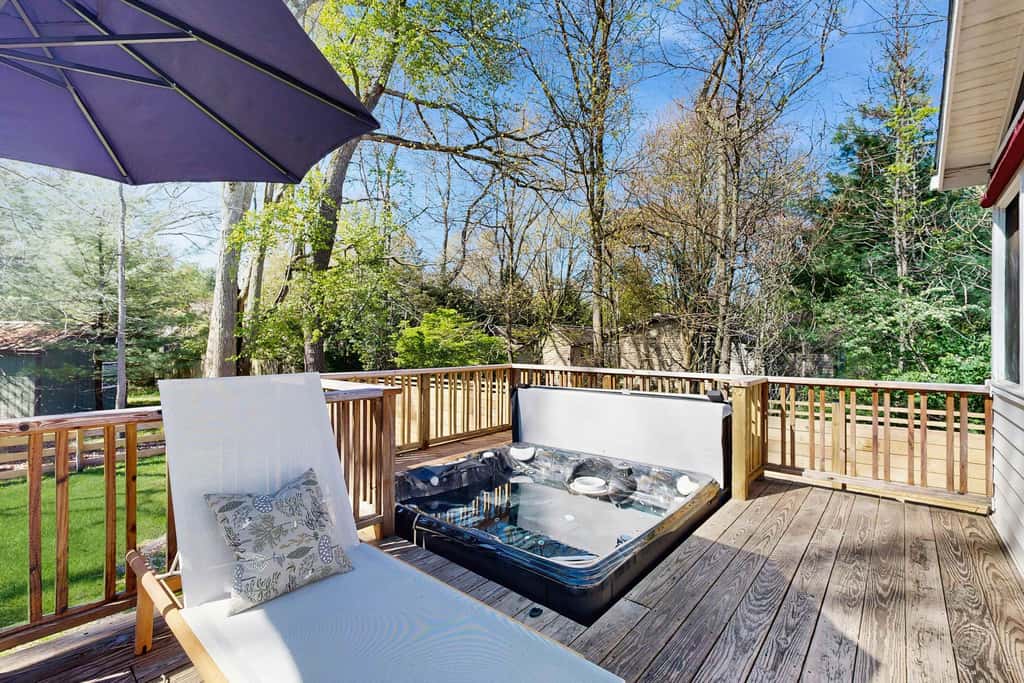 Dartwood Dunes, Dunes, Lakes, Union Pier, Hot Tub