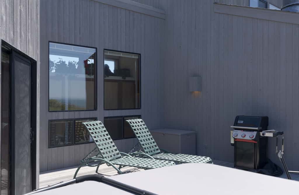 Sunhoma - Bluff-top coastal home with hot tub, ocean views, telescope