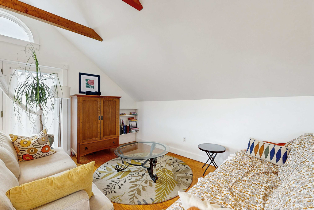 Charming Cottage Close To The Beach