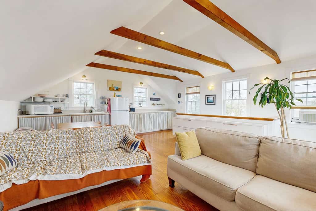 Charming Cottage Close To The Beach