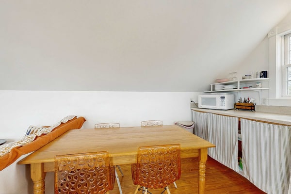 Charming Cottage Close To The Beach