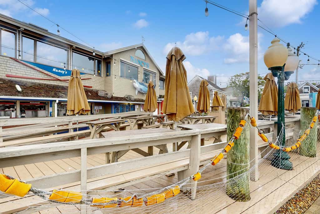 Cozy Downtown Studio - Walk to Ferry & Town