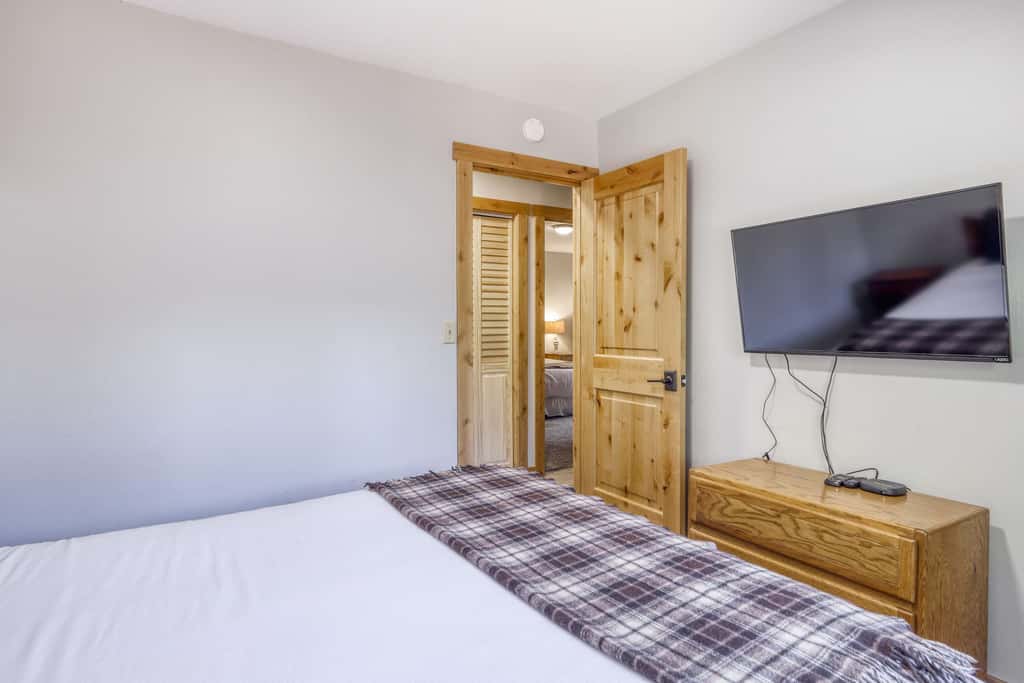 Northstar Cabin Escape