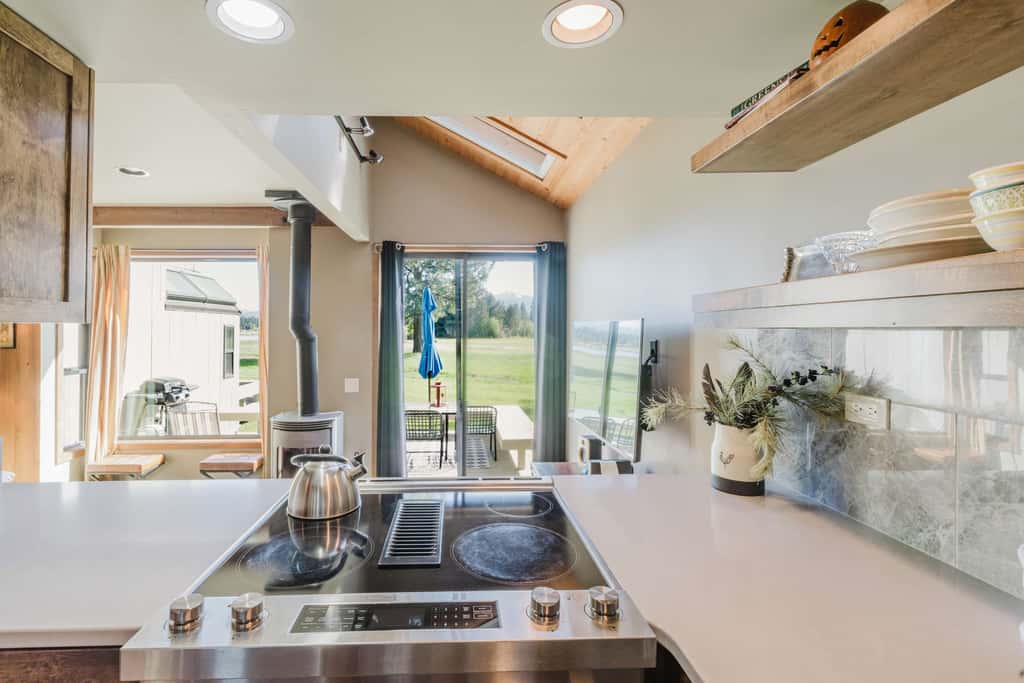 Lakeview Meadow Retreat