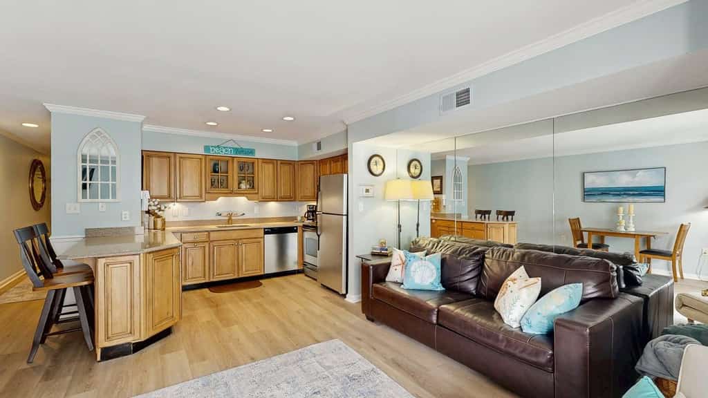 Ocean View Condo on Beach Block with AC, walking distance to beaches