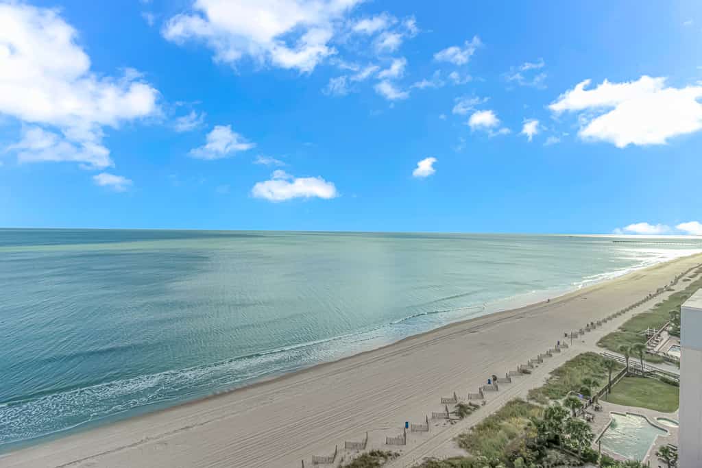 ✨ Stylish Oceanfront Condo in Myrtle Beach

Welcome to this incredible oceanfront 1-bedroom condo in Myrtle Beach &mdash; your search for the perfect vacation spot ends here! Spacious and fully furnished, this unit comfortably accommodates up to eight guests and has been freshly updated with warm tones, new d&eacute;cor, and a brand-new couch (Fall 2023).
