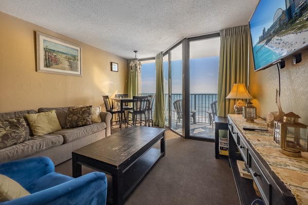 Looking for a unique, beachy vacation rental? Look no further! This oceanfront 1 bedroom rental is located at the North end of the "Golden Mile" - close enough to walk to local restaurants and attractions without being in the thick of the crowds.
Important Notice: Balcony Railing Coating Project
The Balcony Railing Coating Project will be underway for approximately 6–8 weeks (weather permitting), with completion expected by mid to late January.
During this period, signage will be placed on sliding glass doors to inform guests when balcony work is taking place. Please remind guests not to touch the railings, as they will be in various stages of coating and drying.
Please note:
Balcony access will be restricted only while work is being performed on that specific stack.