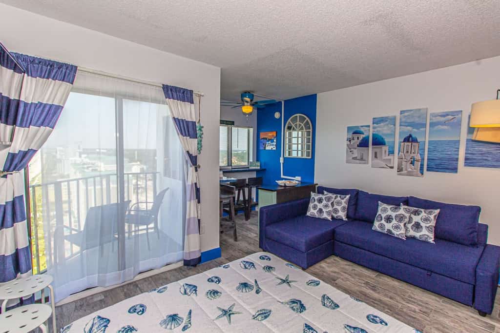 The search for your next vacation stops here! Check out this 18th floor, completely updated, studio apartment at The Palace Resort in Myrtle Beach. This apartment is fully furnished with 1 queen size bed, and 1 queen sleeper sofa. The layout of this rental will comfortably accommodate 4 guests.