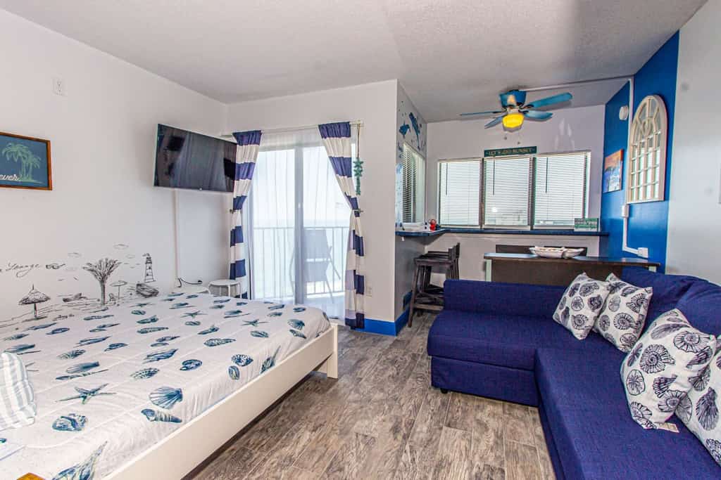The search for your next vacation stops here! Check out this 18th floor, completely updated, studio apartment at The Palace Resort in Myrtle Beach. This apartment is fully furnished with 1 queen size bed, and 1 queen sleeper sofa. The layout of this rental will comfortably accommodate 4 guests.