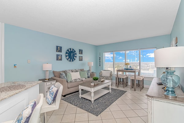 The search for your next vacation stops here! Check out this 18th floor, completely updated, 1 bedroom apartment at The Palace Resort in Myrtle Beach. This 1 bedroom, 1 bath condo is fully furnished with 1 queen size bed, and 1 queen sleeper sofa. The layout of this rental will comfortably accommodate 4 guests.