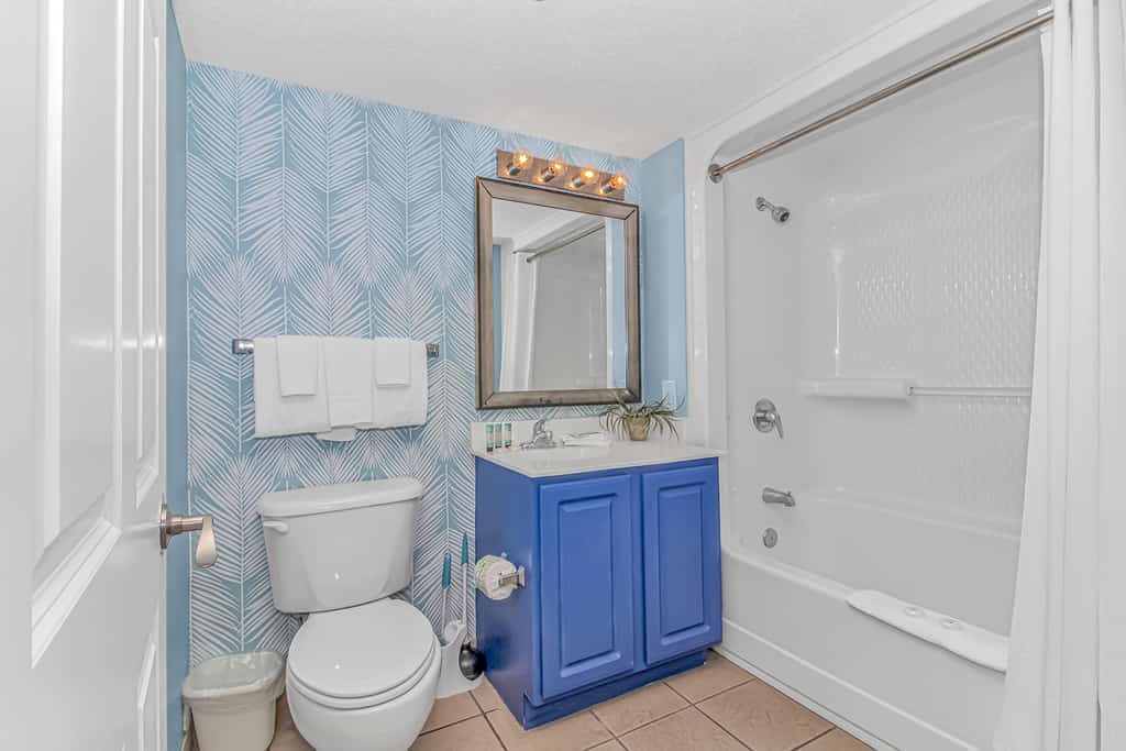 Check out this recently remodeled studio on the 5th floor of the Paradise Resort. This inviting ocean view getaway comfortably sleeps up to four guests and features one king bed and a sleeper sofa, creating a stylish and comfortable space for your Myrtle Beach vacation.