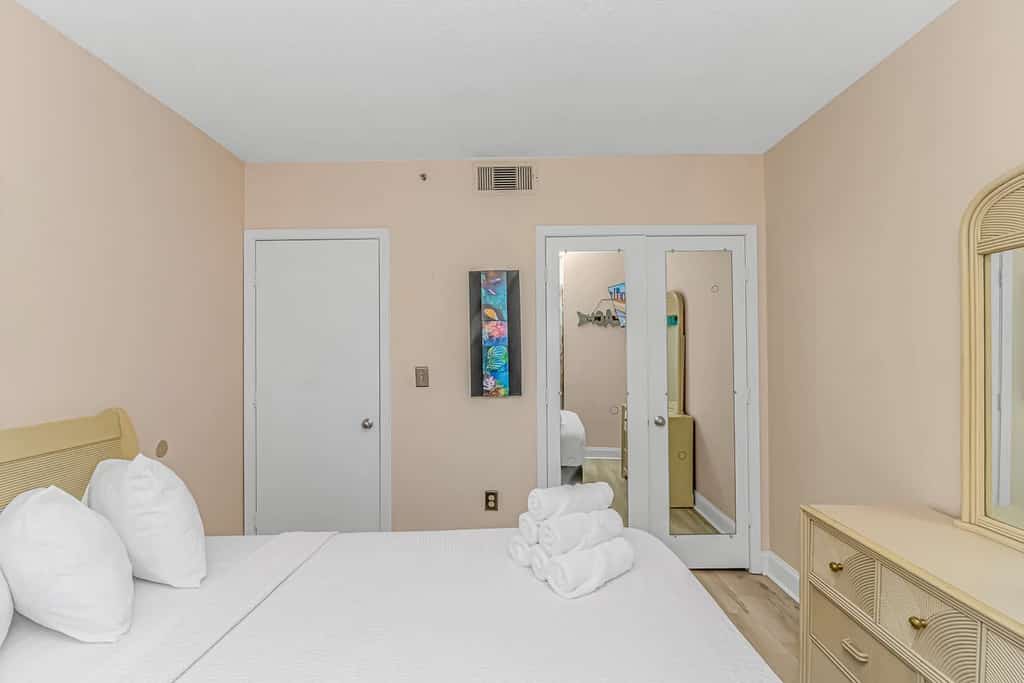 Check out this one of a kind one bedroom suite located on the 8th floor of the The Palace Resort. With beautiful ocean views, a queen sized bed, and a queen sleeper sofa, this inviting retreat comfortably accommodates up to 4 guests while offering the perfect mix of comfort and coastal charm in Myrtle Beach.