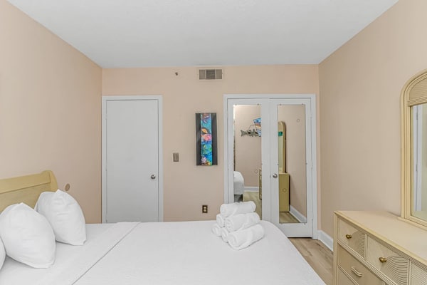 Check out this one of a kind one bedroom suite located on the 8th floor of the The Palace Resort. With beautiful ocean views, a queen sized bed, and a queen sleeper sofa, this inviting retreat comfortably accommodates up to 4 guests while offering the perfect mix of comfort and coastal charm in Myrtle Beach.