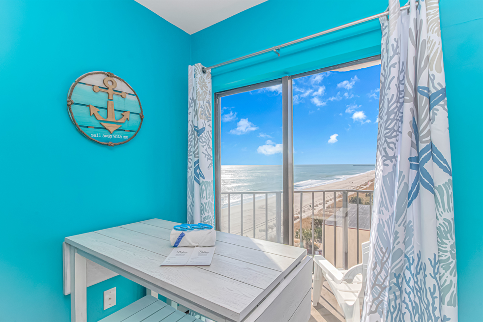Check out this freshly renovated studio unit at the Palace resort! This sleek condo sits on the 7th floor of the resort, and offers stunning views of the ocean. Furnished with a sleeper sofa and a queen sized bed, this condo can comfortably accommodate a total of 4 guests