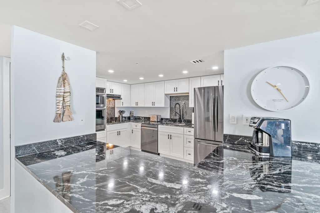 Welcome to this exquisite luxury condo, nestled in the prestigious Kingston Plantation within the North Hampton building. This expansive and impeccably designed three-bedroom condo is the perfect retreat for those seeking both comfort and sophistication, offering breathtaking ocean views. Accommodating up to six guests, this upscale property features one lavish king-sized bed and two queen-sized beds, ensuring everyone enjoys a restful stay in style. Prepare to experience the vacation of your dreams at this breathtaking property!