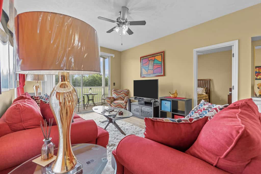 Take a look at this homey two bedroom two bath condo, situated in the heart of River Oaks! Unit 48-D is furnished with one queen bed and two twin beds, making for the perfect getaway for a small group of friends or family!