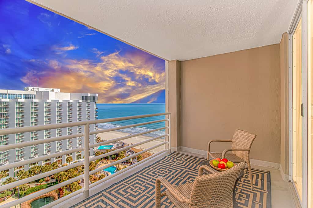 Nestled in the prestigious North Hampton building at Kingston Plantation, this stunning ocean view condo offers the perfect blend of comfort and luxury. With a king-sized bed and a queen bed , this beautifully designed space is ideal for up to 4 guests, whether you're planning a peaceful getaway or a fun-filled retreat.