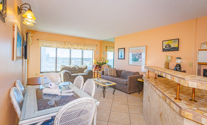The search for your next vacation stops here! Check out this 10th floor, ocean view, 1-bedroom apartment located at the Palace Resort in Myrtle Beach, SC. The condo is fully furnished and the layout will accommodate 4 guests.