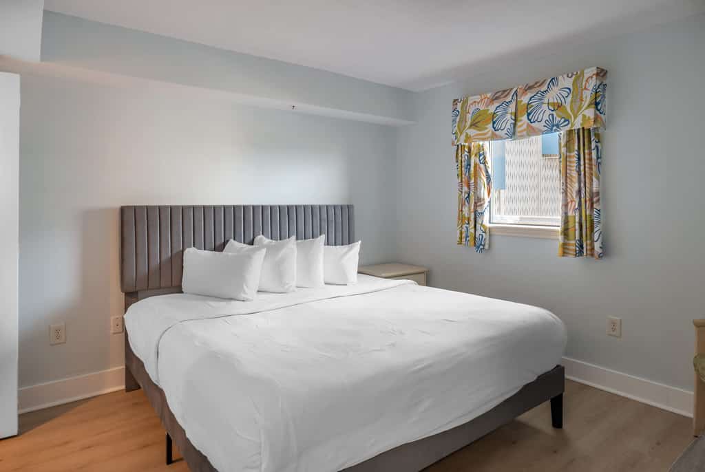 Welcome to your seaside escape, a beautifully updated 1-bedroom condo offering breathtaking ocean views and comfortable accommodations for up to 4 guests. Featuring a luxurious king sized bed and a queen sleeper sofa, this inviting retreat is perfect for couples, small families, or friends looking to experience the best of Myrtle Beach while enjoying all the comforts of home.
