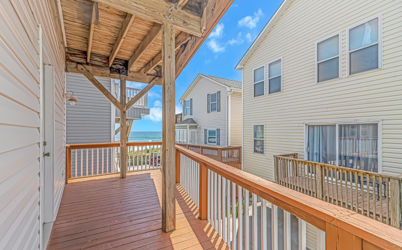 Breathtaking and Spacious! Those words could not be truer when describing this beautifully updated, 7 bedrooms, 3 bath beach house located in Ocean Lakes here in Myrtle Beach, SC. This house is fully furnished and features 5 queen sized beds, 2 double bunk beds, and will comfortably accommodate up to 18 guests! 1171 is located within Ocean Lakes Campground, a prime vacation spot! This house is just steps from the beach and a short walk or ride to many restaurants, shopping and entertainment.