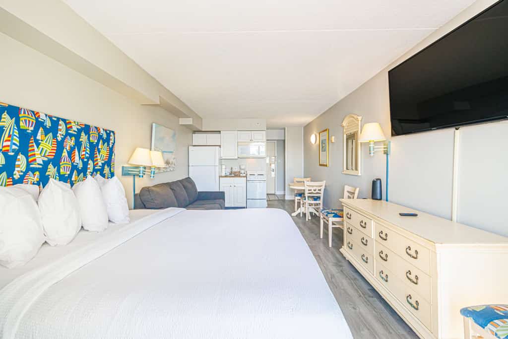 Wake up to breathtaking ocean views in this newly remodeled oceanfront studio, located on the 3rd floor of the Sea Mist Resort. Perfect for couples, friends, or small families, this cozy retreat comfortably accommodates up to 4 guests with a king-size bed and a queen sleeper sofa.

Smoking and vaping are not permitted.

Unfortunately, all pools are currently unavailable for guest use with no anticipated reopening date.