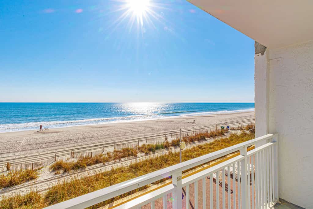 Wake up to breathtaking ocean views in this newly remodeled oceanfront studio, located on the 3rd floor of the Sea Mist Resort. Perfect for couples, friends, or small families, this cozy retreat comfortably accommodates up to 4 guests with a king-size bed and a queen sleeper sofa.

Smoking and vaping are not permitted.

Unfortunately, all pools are currently unavailable for guest use with no anticipated reopening date.