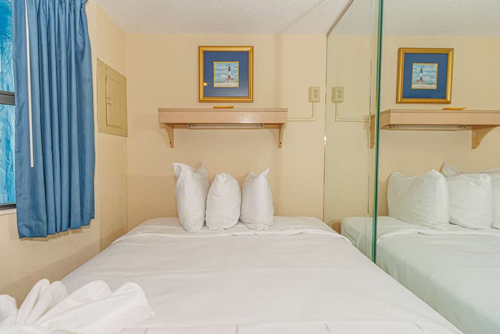 Welcome to your oceanfront escape at the iconic Yachtsman Resort South Tower. Perched on the seventh floor, Unit 705 offers a bright and inviting studio layout with the Atlantic Ocean as your backdrop. Just steps from the energy of the Myrtle Beach Boardwalk and the historic 14th Avenue Pier, this condo places you right in the heart of Myrtle Beach while still giving you a relaxing place to unwind by the water.

RENOVATIONS ARE BEING DONE IN SOME UNITS AT THE RESORT!!! WORK WILL BE PERFORMED FROM 9AM-5PM DURING YOUR STAY!!