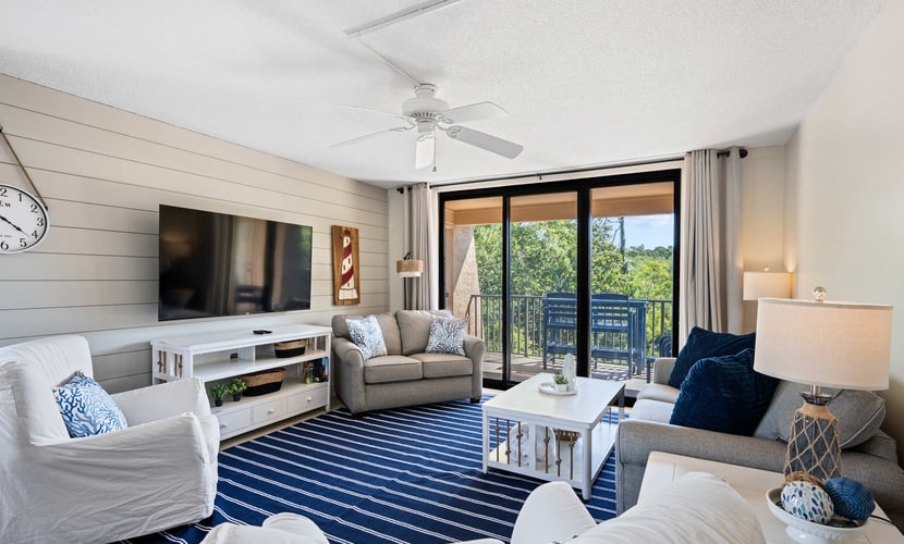 Welcome to the Sandpiper Villa!
🌴 Ocean-View Island Club Villa | Feel the Ocean Breeze!