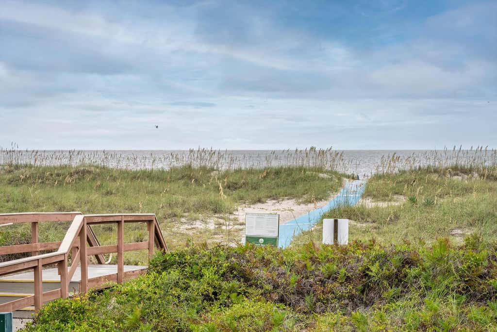 Island Club Villa | Ocean Views & Beach Access
