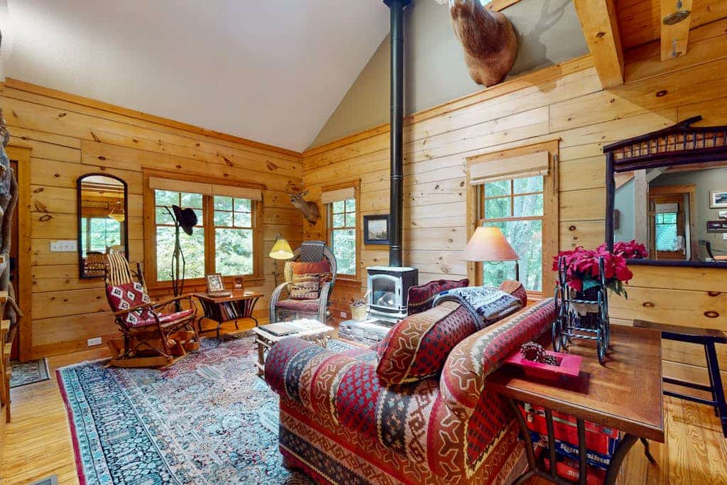 Elkhorn Cabin | Idyllic Craftsman Home | Sauna, Game Room & Mins to Asheville