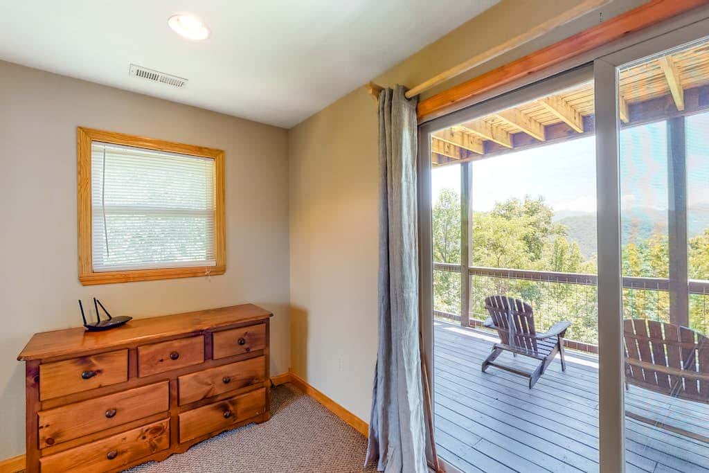 Sun Eagle Lodge