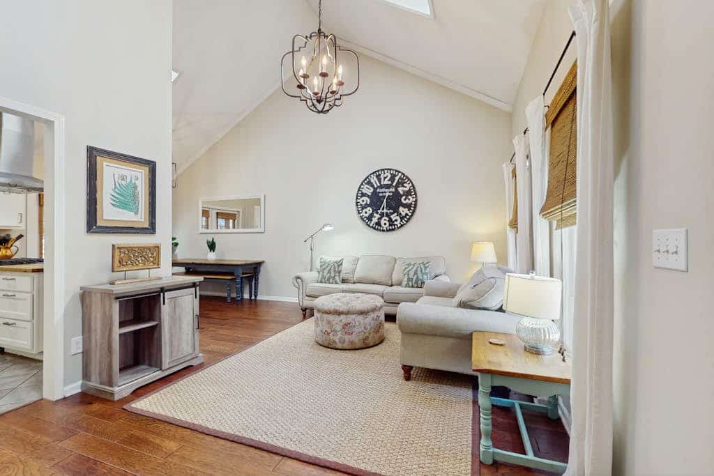 Mountain home with firepit, porch & Ping-Pong - near downtown & WCU